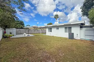 7612 Granada Blvd, Miramar, FL 33023 - Photo 13