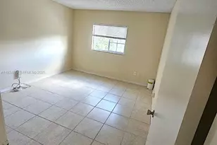 3690 N 56th Ave, Hollywood, FL 33021 - Photo 5