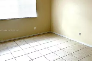 3690 N 56th Ave, Hollywood, FL 33021 - Photo 7