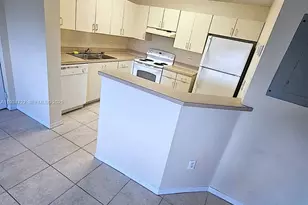 3690 N 56th Ave, Hollywood, FL 33021 - Photo 9