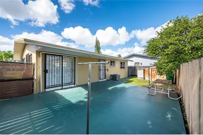 201 NW 34th Ave #201, Miami, FL 33125 - Photo 25