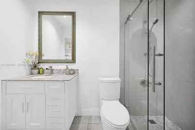 240 W 68th St #213, Hialeah, FL 33014 - Photo 15