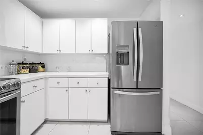 240 W 68th St #213, Hialeah, FL 33014 - Photo 7