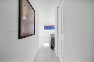 240 W 68th St, Hialeah, FL 33014 - Photo 11