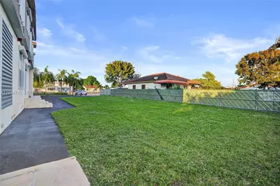 366 W 12th St, Hialeah, FL 33010 - Photo 81