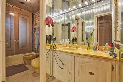 366 W 12th St, Hialeah, FL 33010 - Photo 19