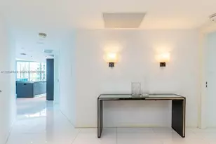 200 Biscayne Blvd Way, Miami, FL 33131 - Photo 11