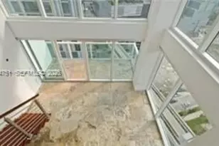 41 SE 5th St, Miami, FL 33131 - Photo 5