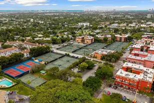 620 Tennis Club Dr, Fort Lauderdale, FL 33311 - Photo 35