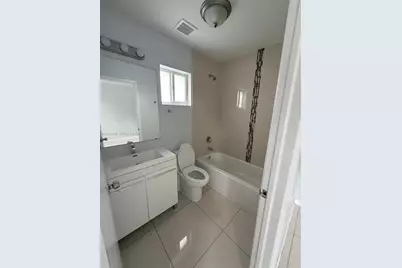 2121 NW 72nd #2121, Miami, FL 33147 - Photo 15