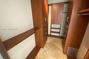 17201 Collins Ave, Sunny Isles Beach, FL 33160 - Photo 21