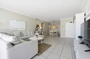 5601 Collins Ave, Miami Beach, FL 33140 - Photo 3