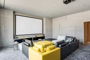 45 SW 9th St, Miami, FL 33130 - Photo 11