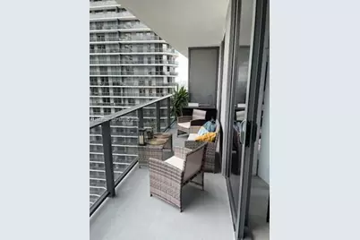 45 SW 9th St #3210, Miami, FL 33130 - Photo 3