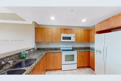 8999 NW 107th Ct #102-1, Doral, FL 33178 - Photo 5