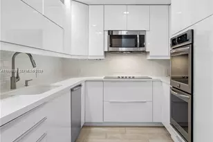 11 Island Ave, Miami Beach, FL 33139 - Photo 5