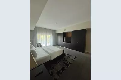 5300 NW 87th Ave #913, Doral, FL 33178 - Photo 9