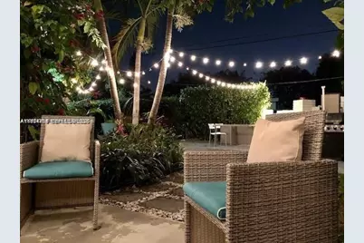 274 NW 92nd St #-, Miami Shores, FL 33150 - Photo 17