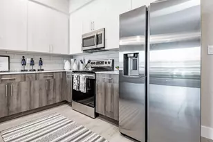 9155 NW 57th St, Tamarac, FL 33351 - Photo 11