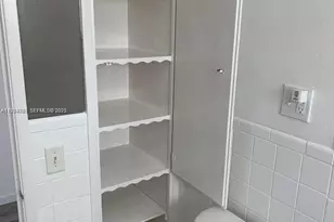 707 Greenbriar Dr, Lake Park, FL 33403 - Photo 9