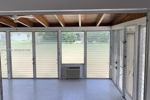 707 Greenbriar Dr, Lake Park, FL 33403 - Photo 11