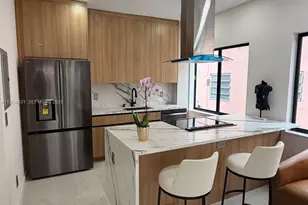 2436 SW 7th St, Miami, FL 33135 - Photo 5