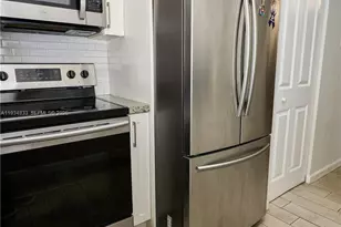 8240 SW 210th St, Cutler Bay, FL 33189 - Photo 3