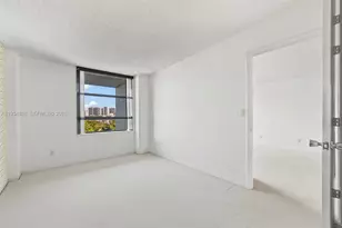 20225 NE 34th Ct, Aventura, FL 33180 - Photo 15