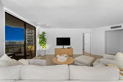 3300 NE 191st St #1813, Aventura, FL 33180 - Photo 35