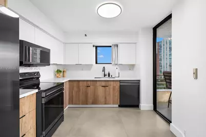 3300 NE 191st St #1813, Aventura, FL 33180 - Photo 13