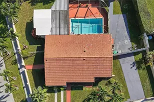 1701 SW 92nd Pl, Miami, FL 33165 - Photo 49