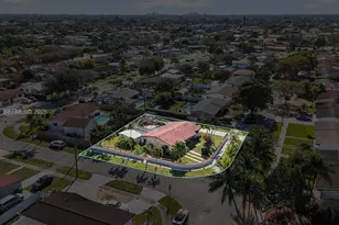 1701 SW 92nd Pl, Miami, FL 33165 - Photo 55