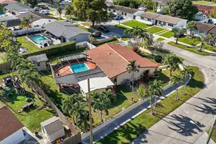 1701 SW 92nd Pl, Miami, FL 33165 - Photo 41