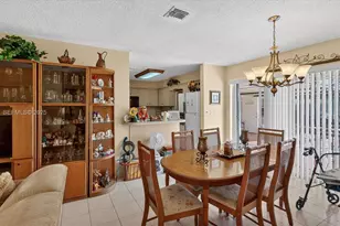 1701 SW 92nd Pl, Miami, FL 33165 - Photo 9