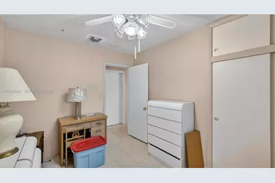 1701 SW 92nd Pl, Miami, FL 33165 - Photo 25