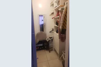 9980 NW 9th St Cir #204, Miami, FL 33172 - Photo 5