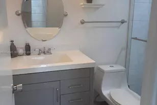 9980 NW 9th St Cir, Miami, FL 33172 - Photo 15