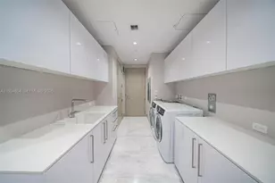 18501 Collins Ave, Sunny Isles Beach, FL 33160 - Photo 81