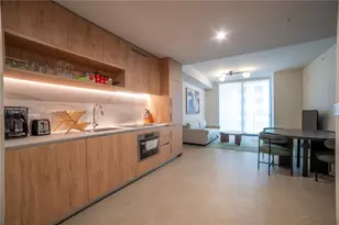 11 NE 6th, Miami, FL 33132 - Photo 3