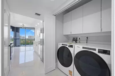 20281 E Country Club Dr #501, Aventura, FL 33180 - Photo 7