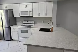 211 Mallory Ct, Weston, FL 33326 - Photo 7