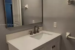 211 Mallory Ct, Weston, FL 33326 - Photo 21