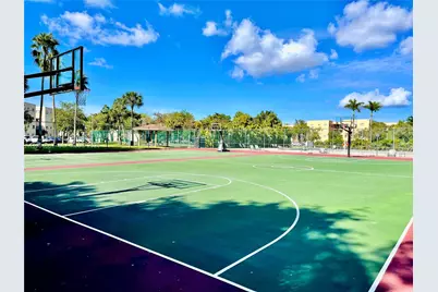 8520 SW 133rd Ave Rd #305, Miami, FL 33183 - Photo 9