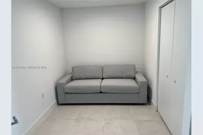 239 SW 9th St #2103, Miami, FL 33130 - Photo 11