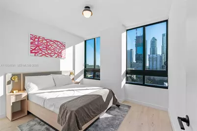 225 N Miami Ave #1405, Miami, FL 33132 - Photo 13