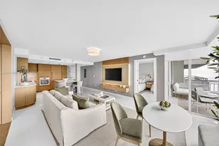 400 South Pointe Dr, Miami Beach, FL 33139 - Photo 1