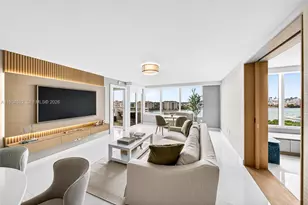 400 South Pointe Dr, Miami Beach, FL 33139 - Photo 1