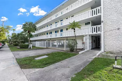 1170 NE 191st St #35, Miami, FL 33179 - Photo 25