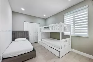 8206 NW 43rd St, Doral, FL 33166 - Photo 15