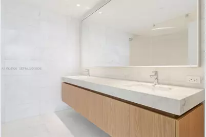 500 Alton  Rd #3905, Miami Beach, FL 33139 - Photo 9